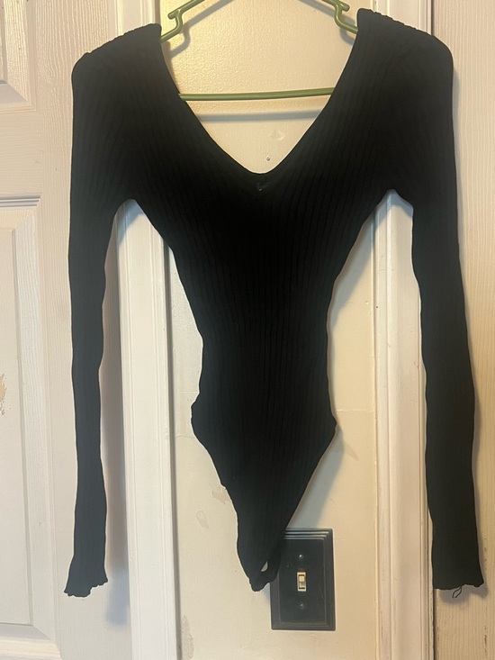Windsor Tops - Windsor Black Ribbed V-Neck Long Sleeve Bodysuit